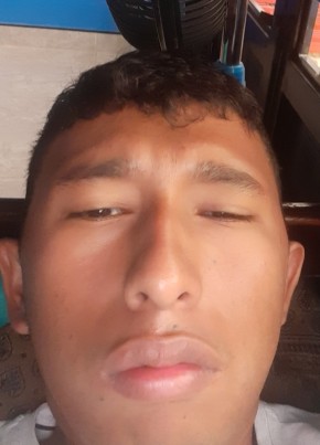 Oscar, 20, República de Colombia, Chaparral