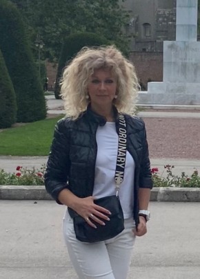 Elena, 44, Србија, Београд