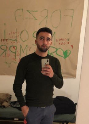 Mario, 29, Repubblica Italiana, Cosenza