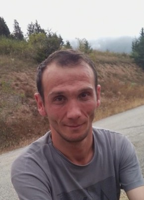 Serkan atay из Gümüşhane 18 лет