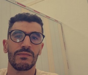 Johny, 29, Algiers