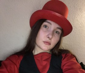 Marina, 26, Saint Petersburg