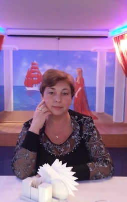 Елена, 64, Россия, Москва