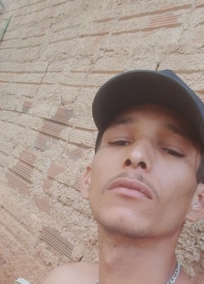 Salatiel из Goiânia 23 года