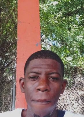 Anthony Deveaux, 33, The Bahamas, Nassau