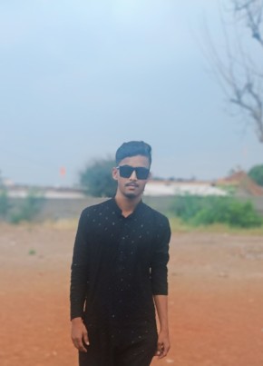 Rahul, 18, India, Latur