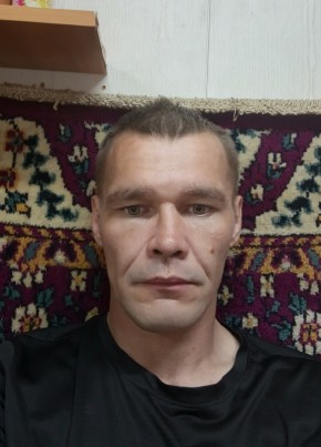 Саша из Ханты-Мансийска 41 год