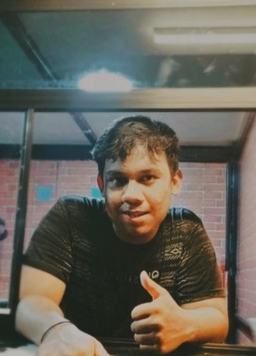 Riass, 21, Indonesia, Palopo