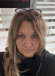 Oksana, 49, Moscow