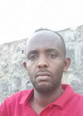 Lamahuran , 40, République de Djibouti, Djibouti