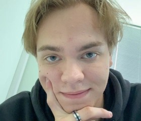 Арсений, 21, Kazan