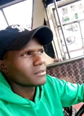 Cornelius bin, 28, Kenya, Nairobi