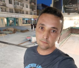 Leonard, 46, Constanta