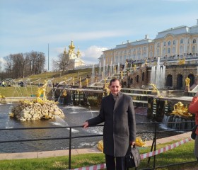 Aleksandr, 69, Petrodvorets