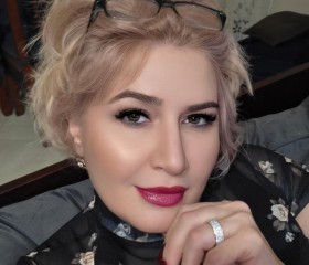 Annita, 47, Cairo