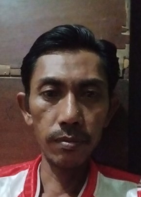 Rusdi, 45, Indonesia, Ketanggungan