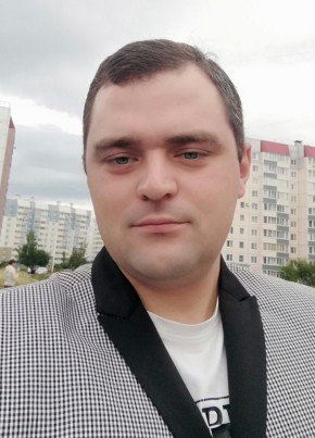 Максим из Колпино 35 лет