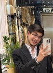 Maksim, 21, Khujand