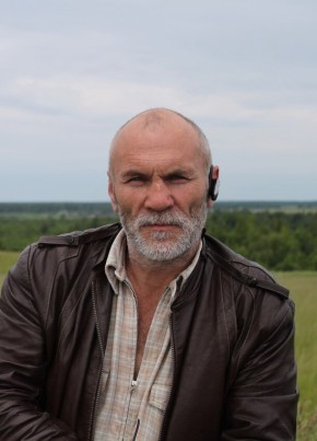 Олег из Всеволожска 61 год