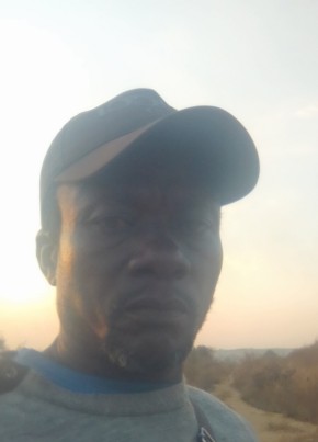 Jean Mbuyu из Chililabombwe 31 год