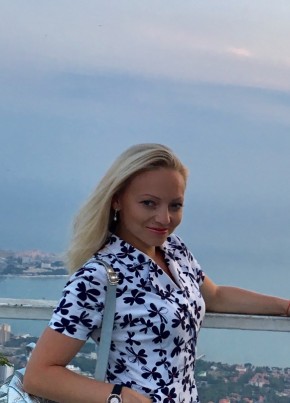 Оксана , 36, Россия, Геленджик