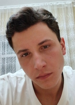 Ярослав из Ақсу (Оңтүстік Қазақстан обл.) 18 лет
