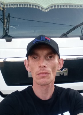 Vladimir, 34, Russia, Kazan
