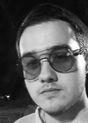 Данил из Копейска 22 года