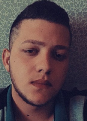 Krisztián , 24, Romania, Odorheiu Secuiesc