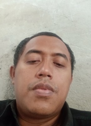 Agus, 30, Indonesia, Sidoarjo