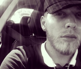 Talon, 33, Dix Hills