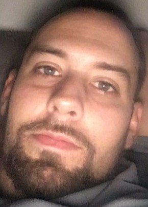Travis, 35, United States of America, Riverview