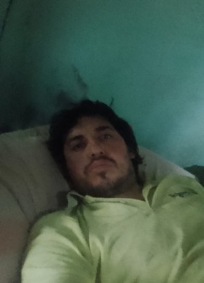 Walter из Ciudad de La Santísima Trinidad y Puerto de Santa María del Buen Ayre 18 лет