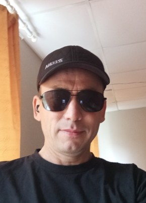 Alik, 47, Russia, Kirishi