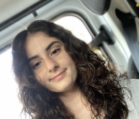 Nadya, 20, Rosh Ha Ayin