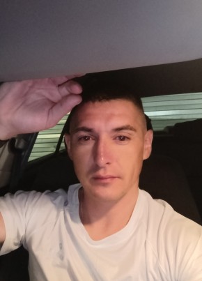 Петр Иванов, 35, Россия, Москва