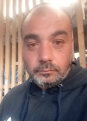 Νίκος Κορφιάτης, 40, Ελληνική Δημοκρατία, Αγρίνιον