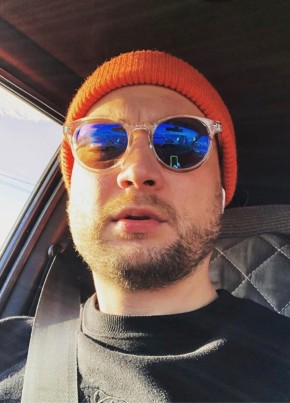 Роман из Алматы 41 год