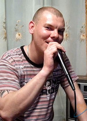 Александр, 41, Россия, Безенчук