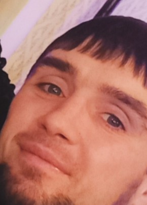 Максим из Назарово 39 лет