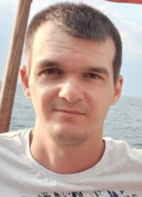 Дмитрий из Воронежа 34 года