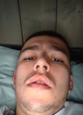 Tigran, 19, Russia, Tula