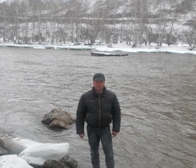 Vadim Bobrov, 44, Gorno-Altaysk