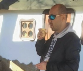 Bass, 39, Povazska Bystrica