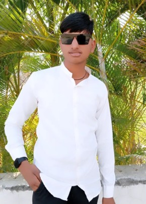 Luckyraj Singh, 19, India, Jaora