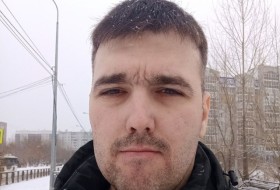 Zhenya, 29 - Just Me