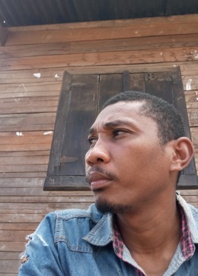 R.Olivier Justin, 18, République de Madagascar, Antananarivo