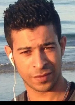 Yassin, 32, Estado Español, Sevilla