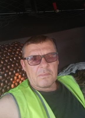 Валерий из Белгорода 54 года