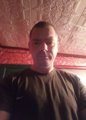 Борис, 40, Россия, Михайловка (Волгоградская обл.)